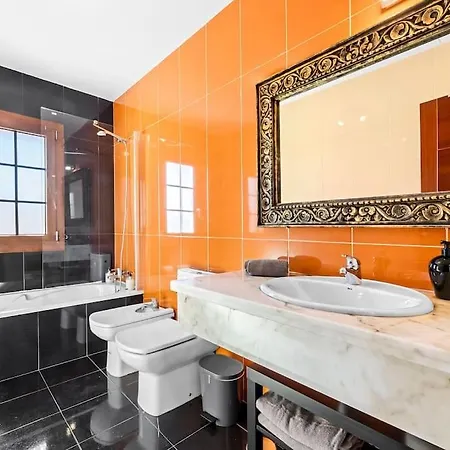 Nica * Costa Teguise